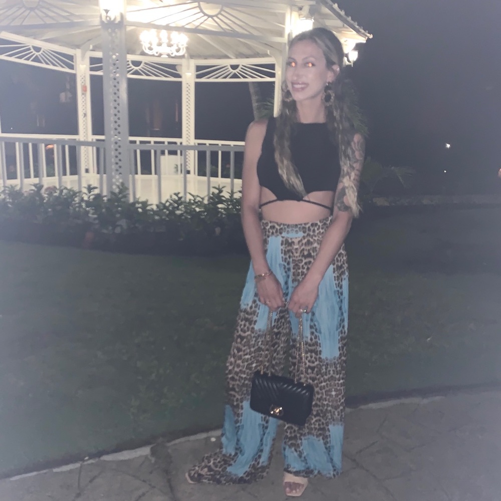 Fashion Nova Last Chance Aqua Leopard Pant Set - Picture 4 of 9